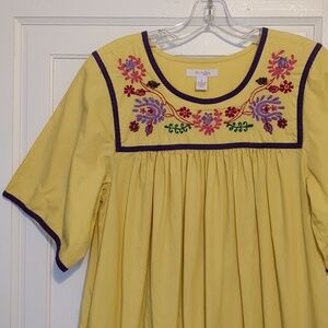 Yellow Embroidered Patio Day Dress Muumuu Style Size Small With Pockets